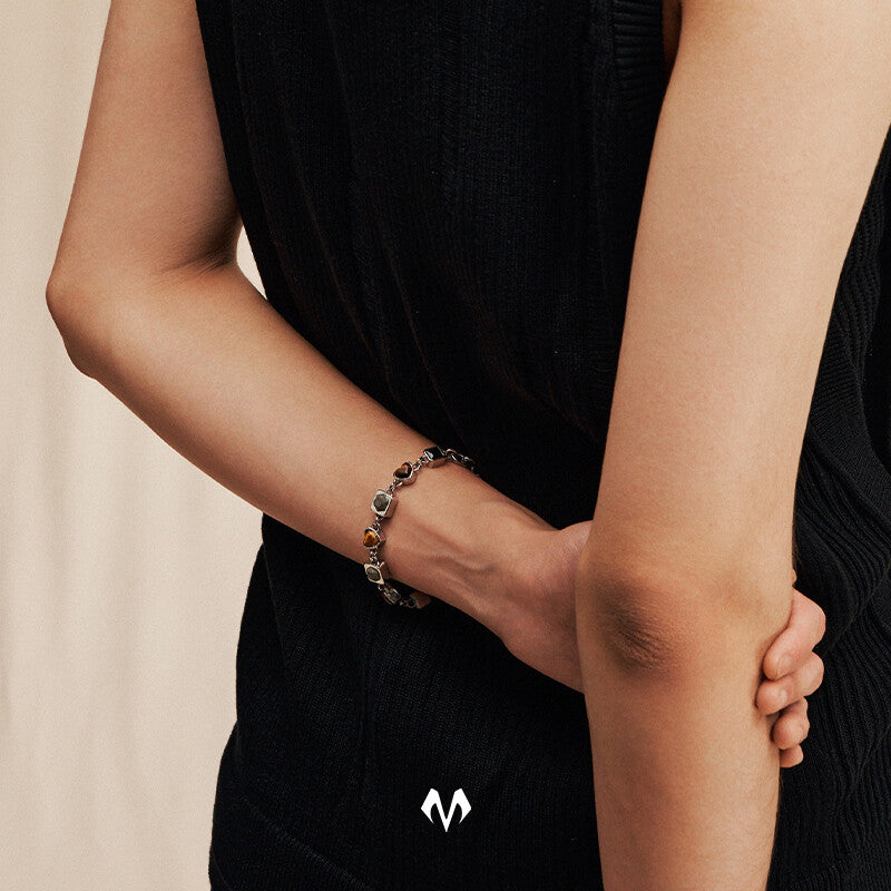Three-heart bracelet
